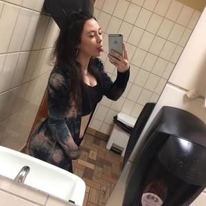 Meet your Posher, Amber-rose